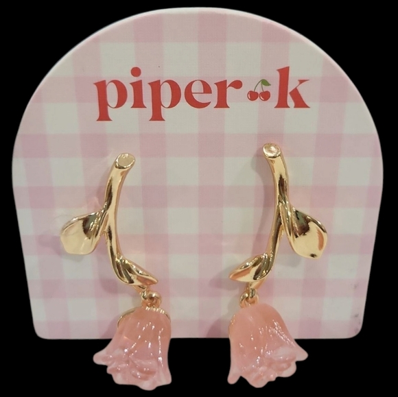 🌸 🔹️Piper K🔹️ Beautiful Floral  Drop Earrings  NWT ✨️🌼 - Picture 3 of 5